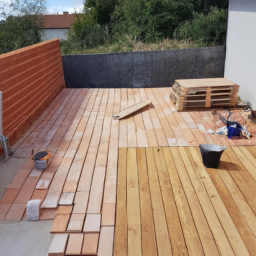 Terrasse bois avec coin barbecue : Espace dédié à la cuisine en plein air et aux grillades Mantes-la-Ville